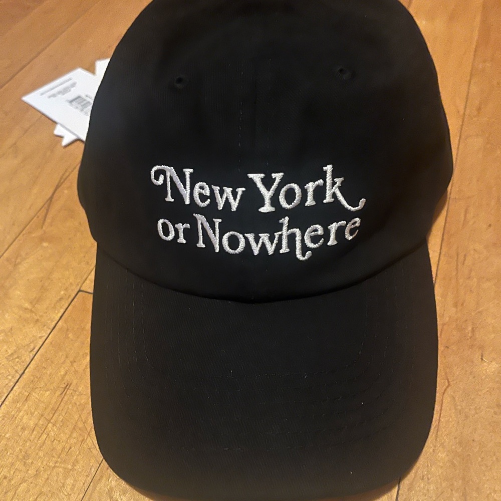 Unisex NYON x NY Knicks black cap BNWT